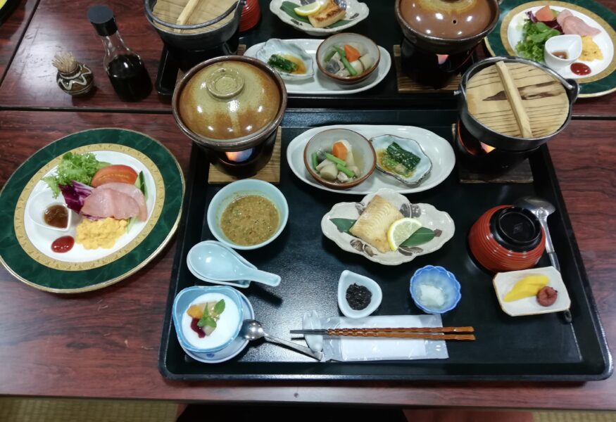 朝食